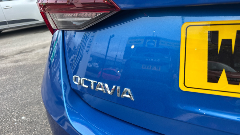 Skoda Octavia 2.0 TDI 150 SE L 5dr DSG Diesel Hatchback